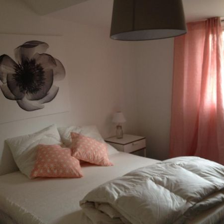 Bed and breakfast Les 5 Sens Chambre photo