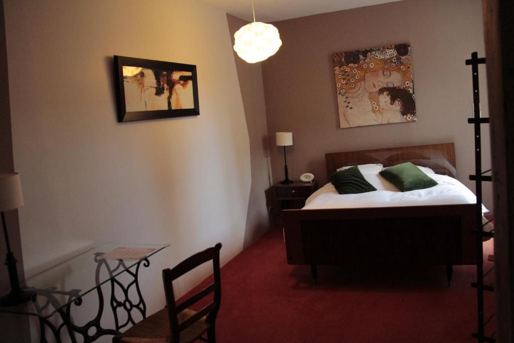 Bed and breakfast Les 5 Sens Chambre photo